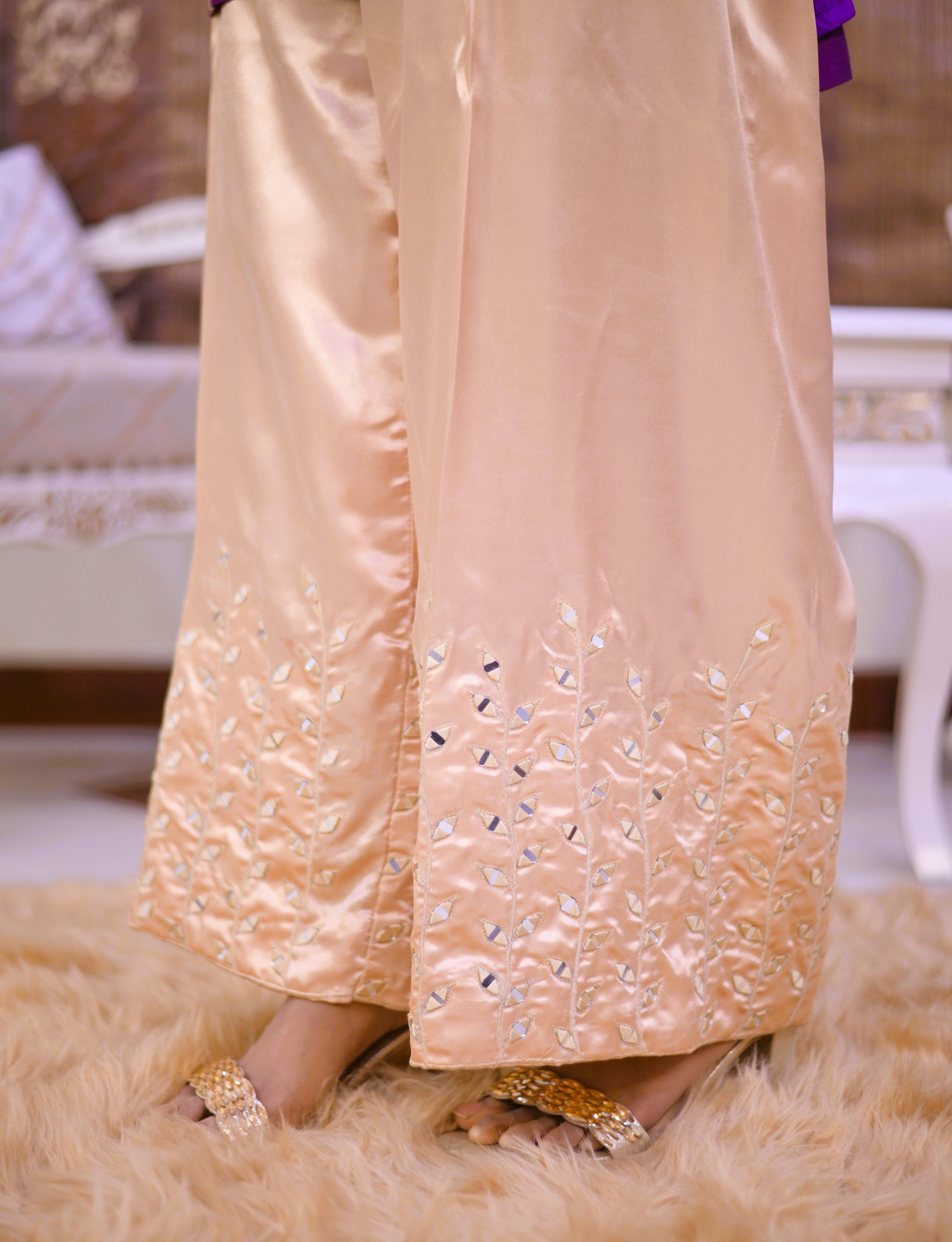 Women's elegantly stitch plazo